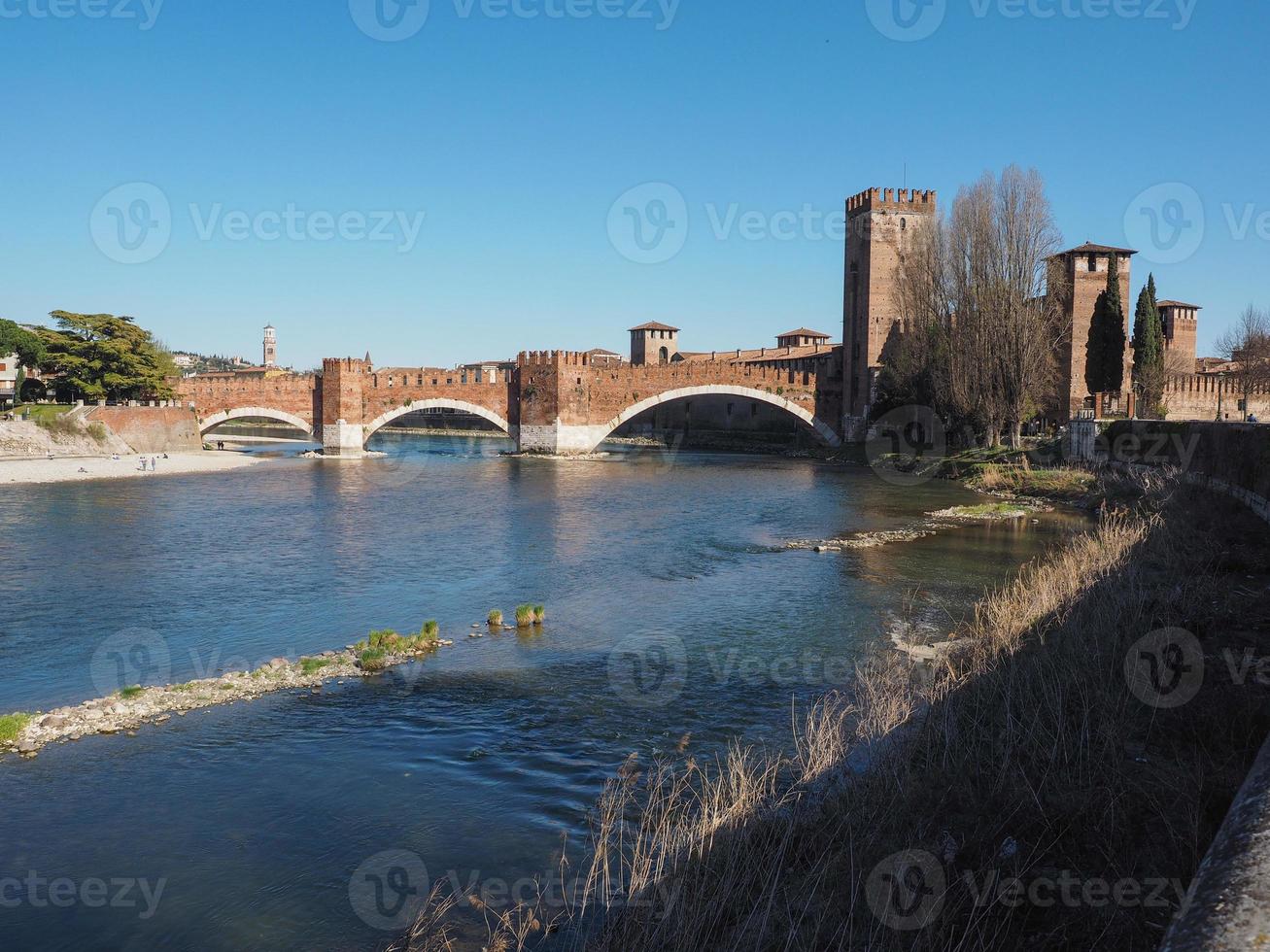 altes schloss castelvecchio in verona foto