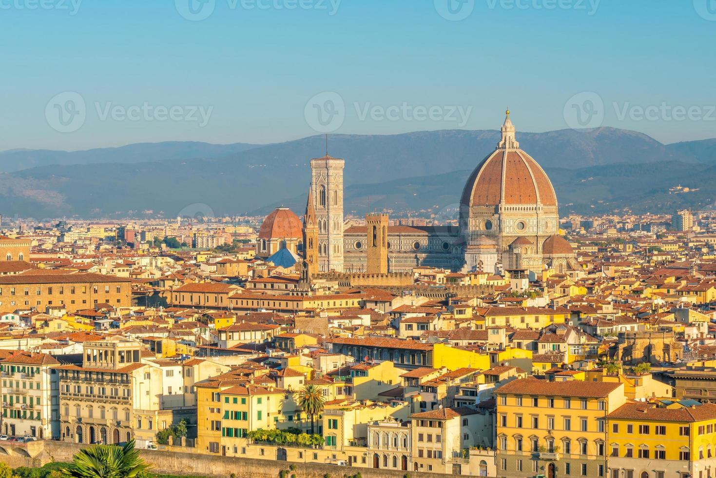 Blick auf die Skyline von Florenz von oben foto