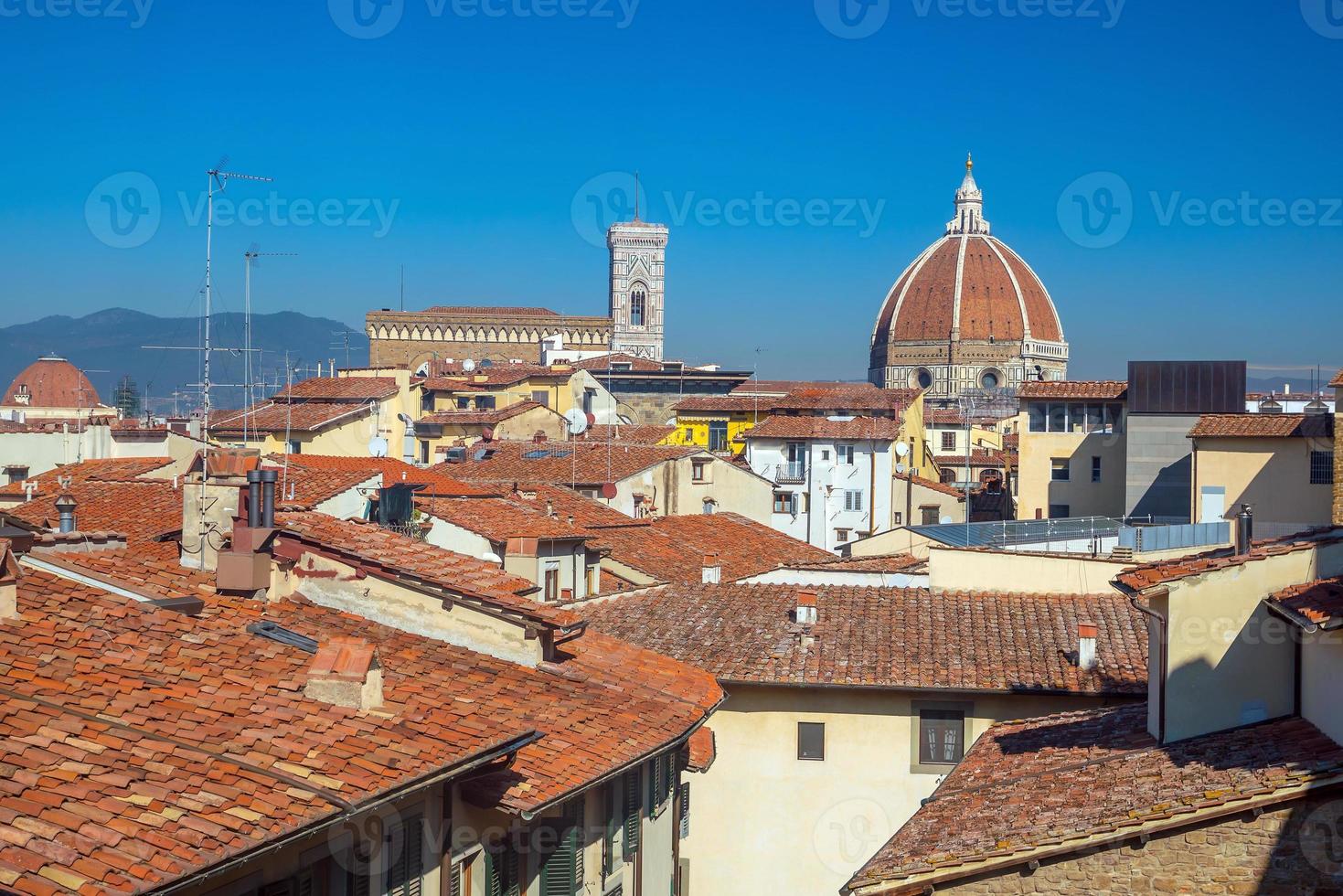 Blick auf die Skyline von Florenz von oben foto