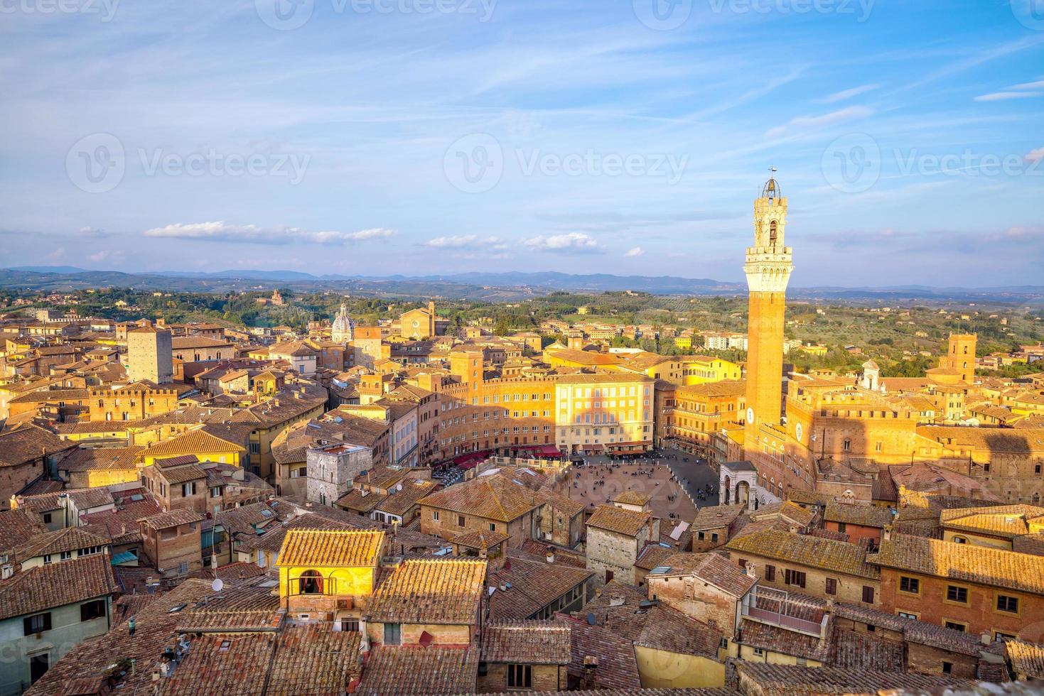 Innenstadt von Siena Skyline in Italien foto