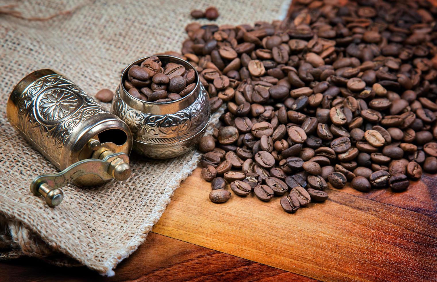 natürlich geröstete Kaffeebohnen foto