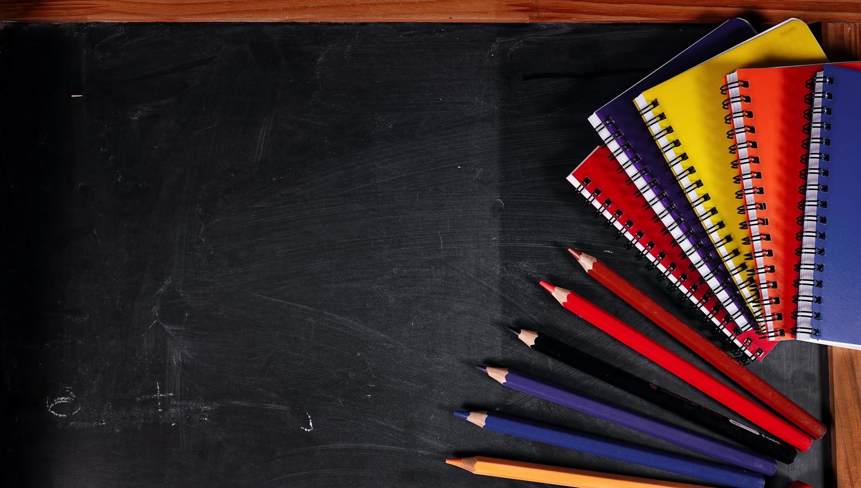 Schul- und Bürowerkzeuge foto