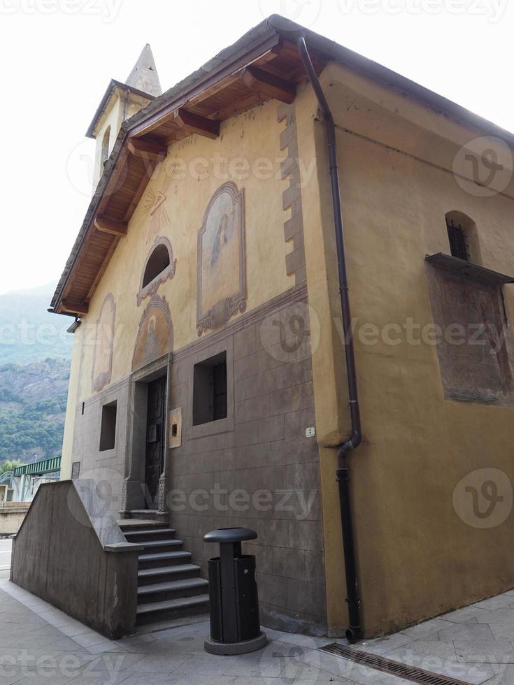 st orso kapelle im dorf donnas foto