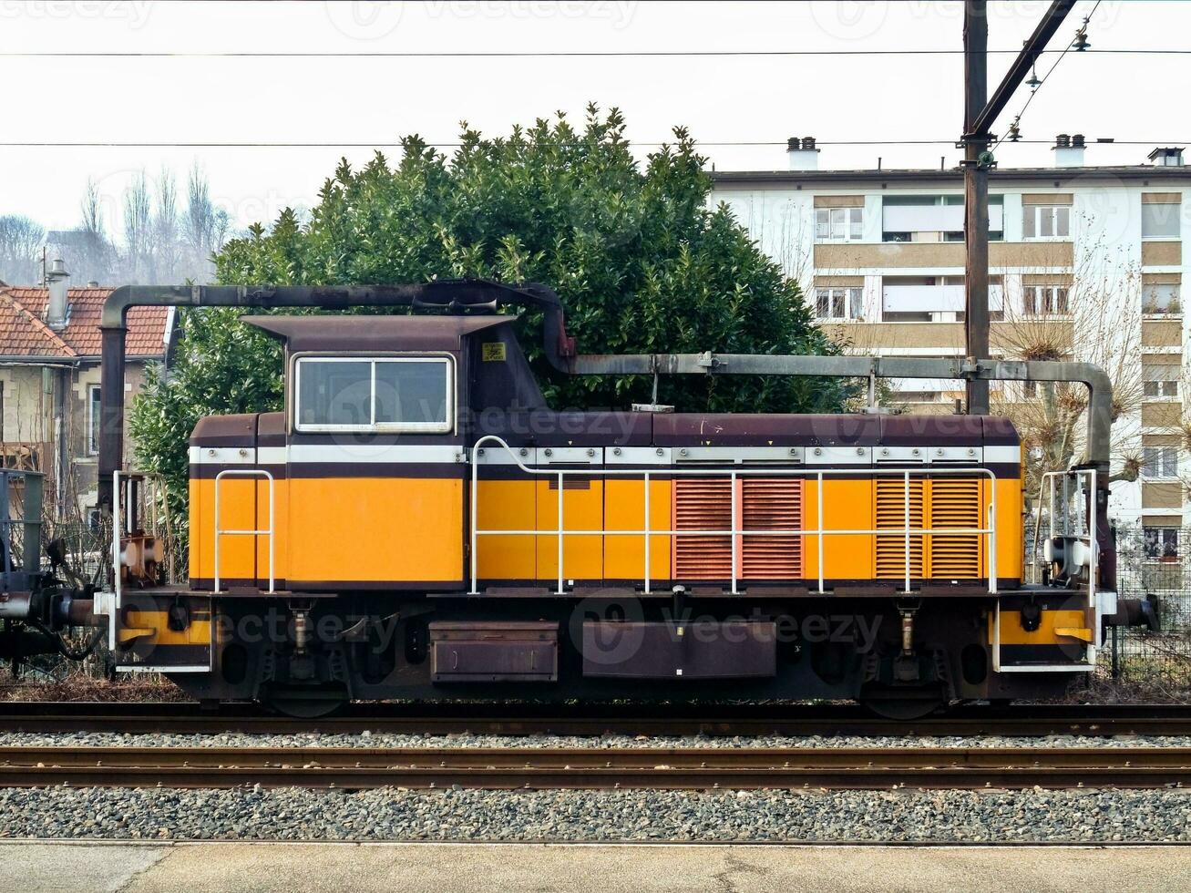 Jahrgang Französisch Lokomotive im voll blühen foto