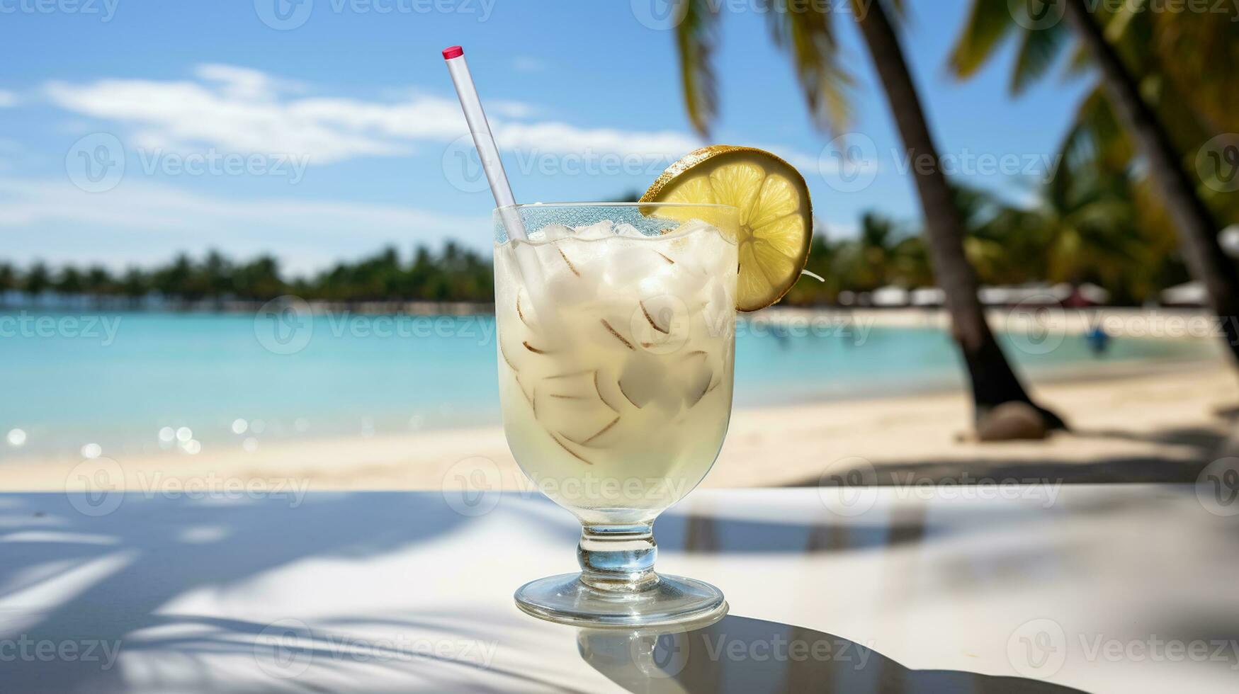 Strand Eleganz - - genießen ein Weiß Cocktail im das Sonne. generativ ai foto