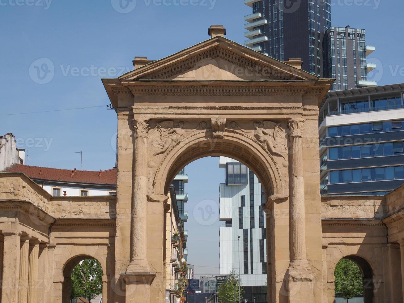 Porta Nuova in Mailand foto