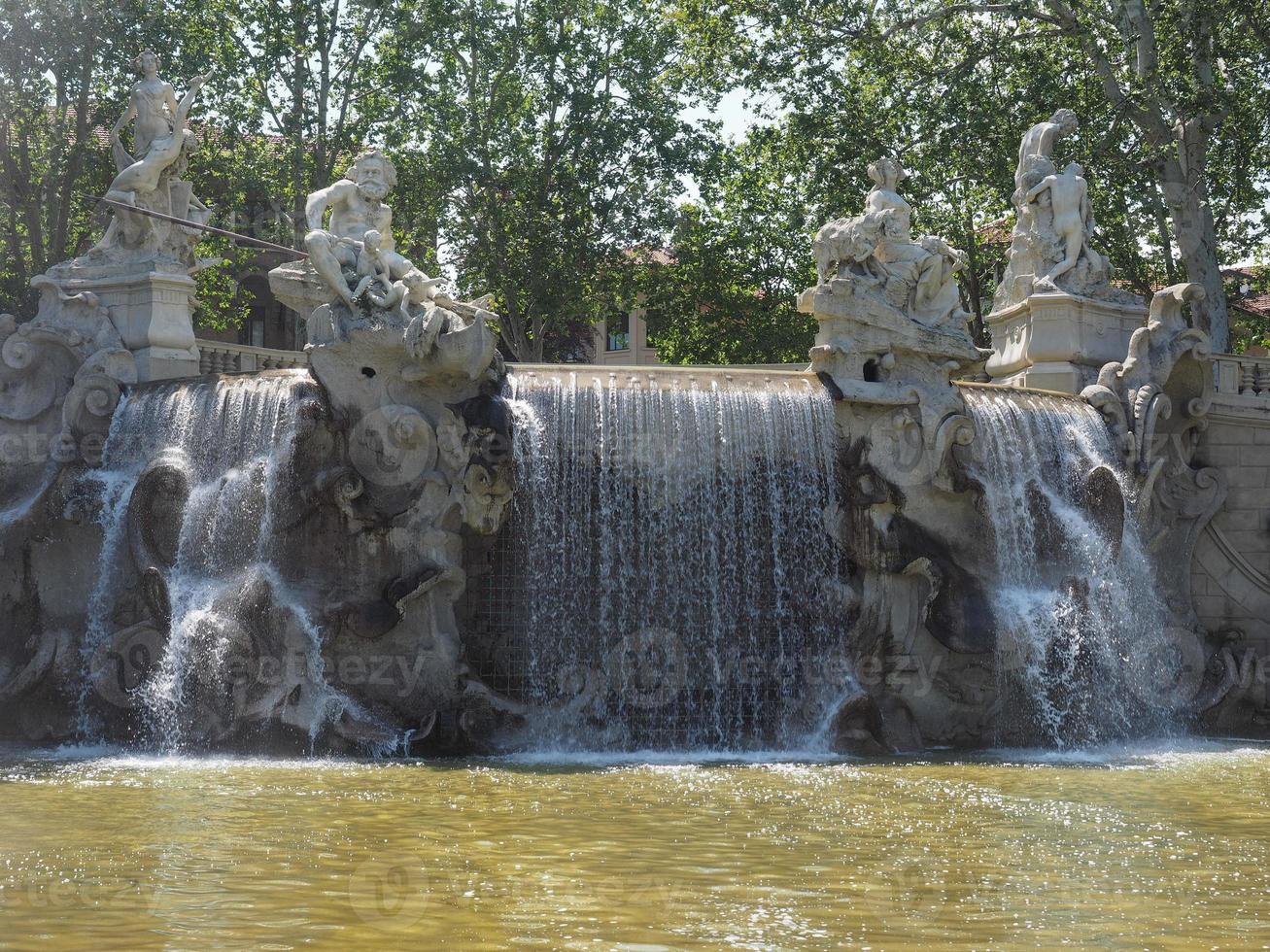 Fontana dei Mesi in Turin foto