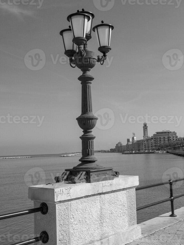 das Italienisch Stadt von Bari foto