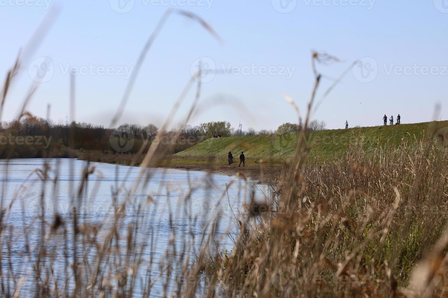 fluss seitenansicht dorsten deutschland koronavirus mal hintergrunddrucke foto