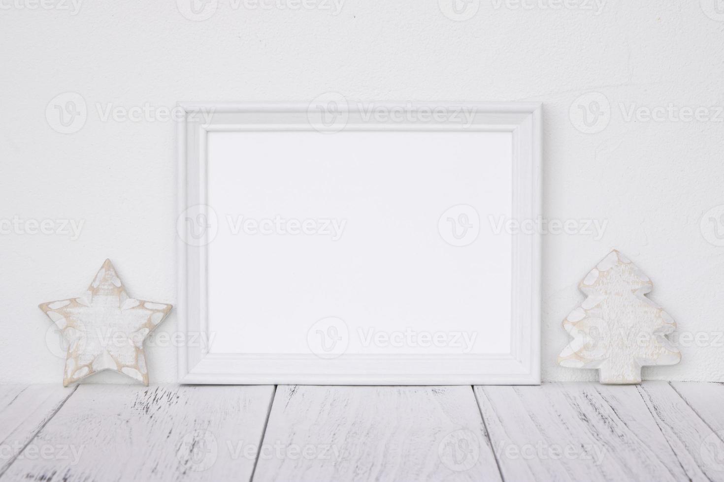 weißer Rahmen mit weißen Ornamenten foto