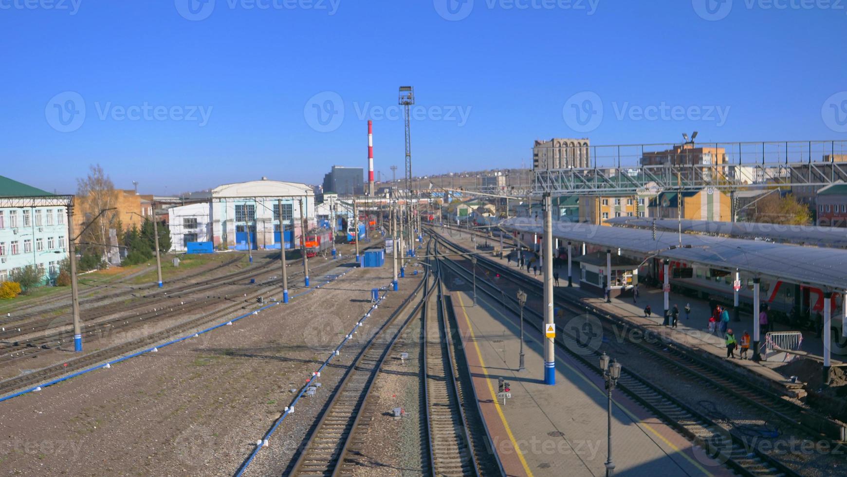 Transsibirische Eisenbahn Gleis Plattform Landschaftsansicht in Russland foto