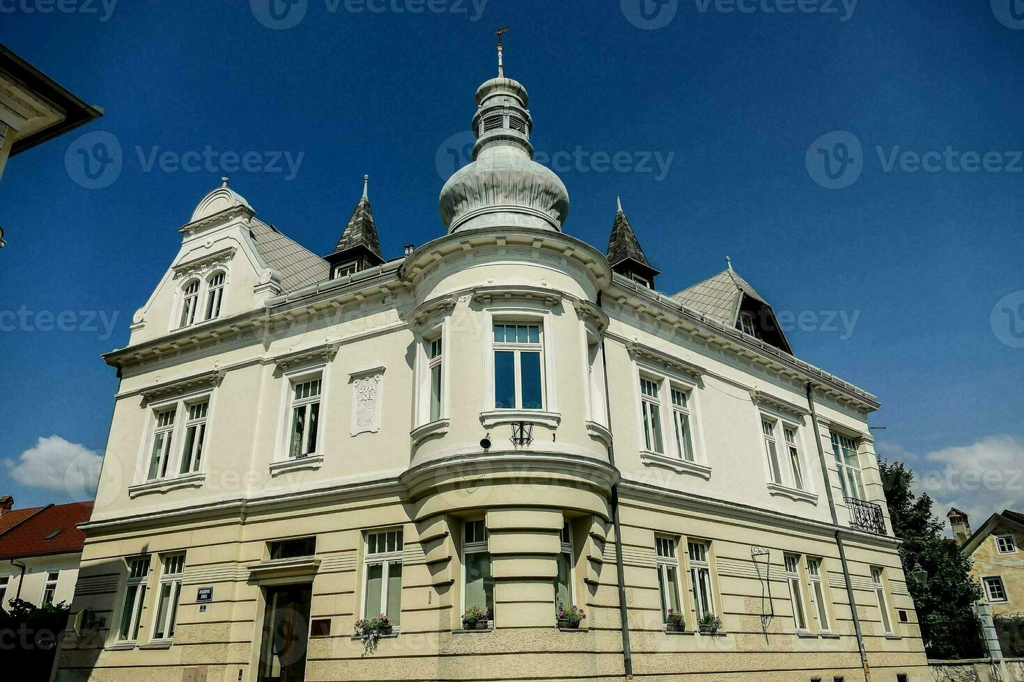 das Gebäude im das Stadt foto