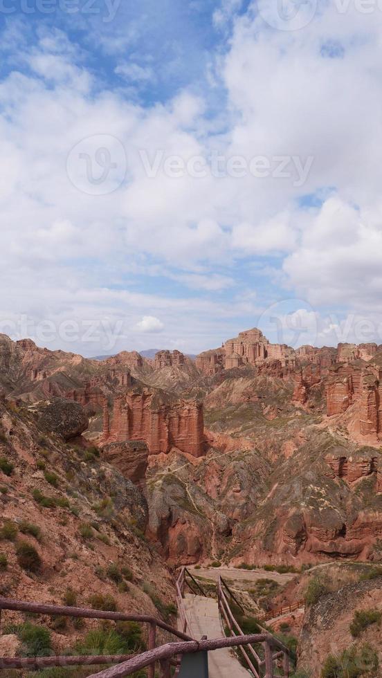 Binggou Danxia Landschaftsgebiet in der Provinz Sunan Zhangye Gansu, China. foto