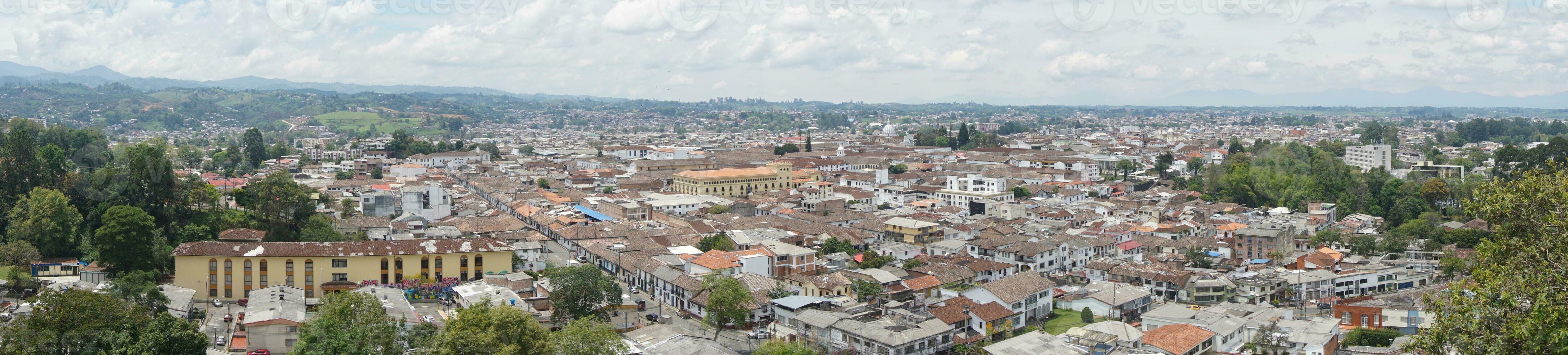 Panorama- Aussicht von das Stadt foto