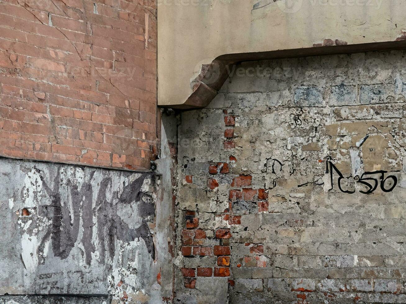 schließen oben Graffiti auf Backstein Mauer foto