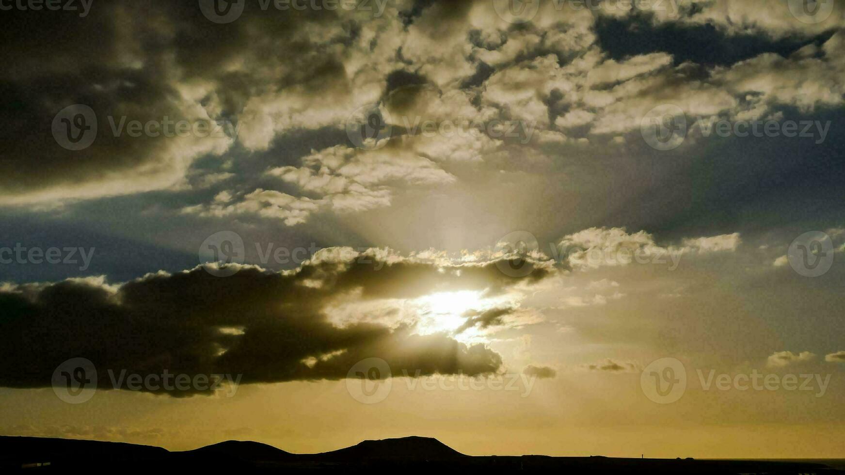 schöner bewölkter Himmel foto