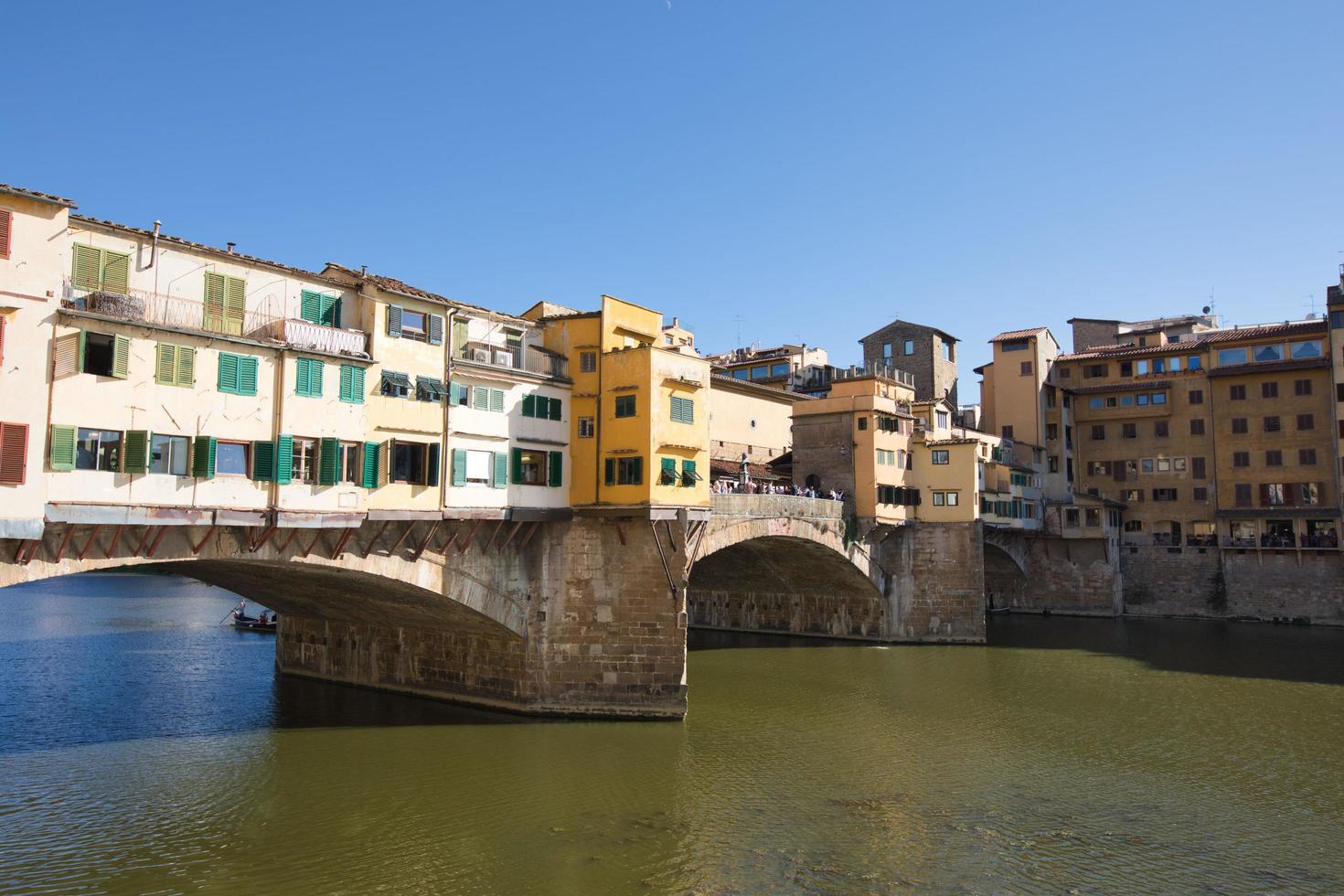 ponte vecchio in florenz italien foto