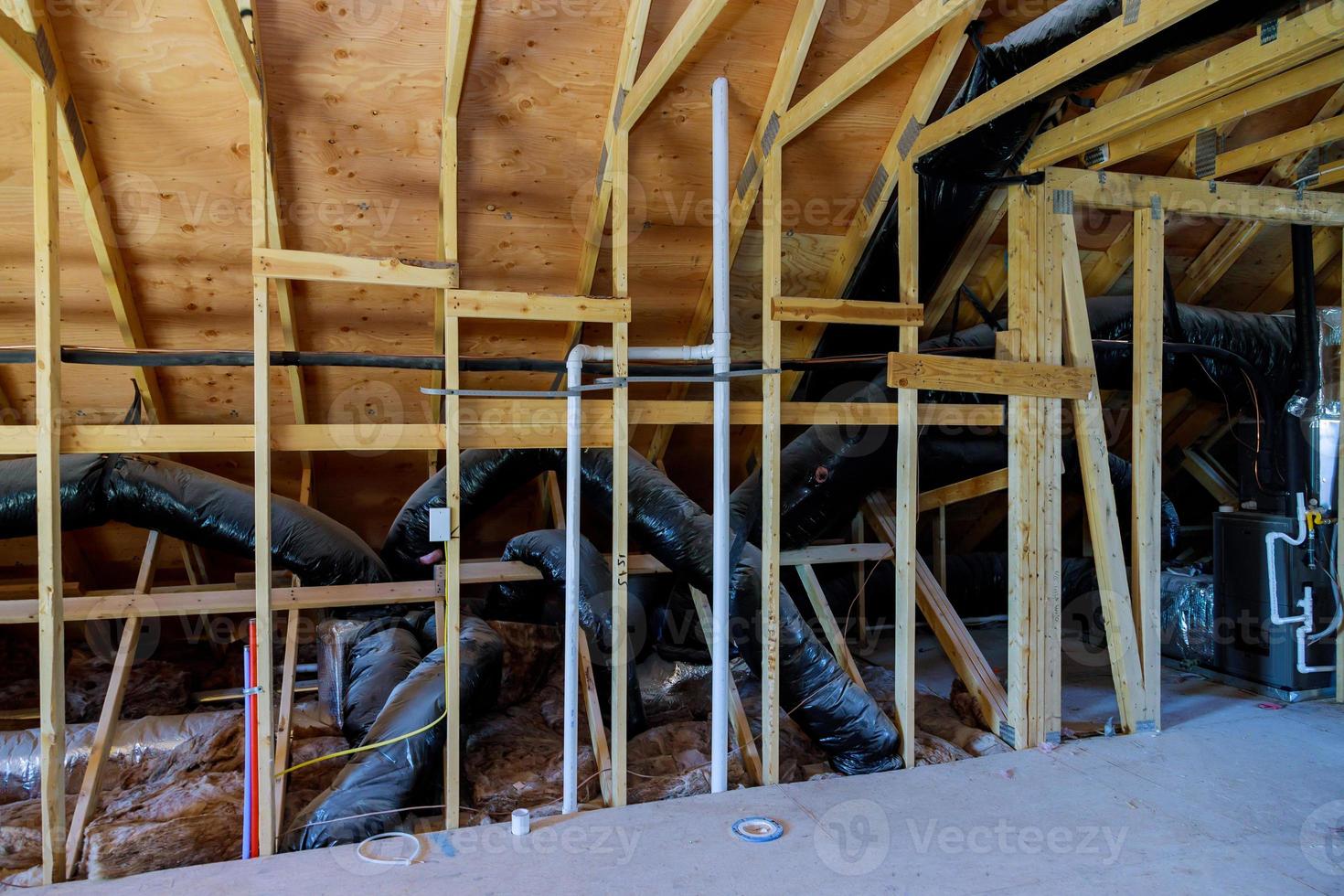 Haus im Bau Dach HVAC installierte Klimaanlage foto