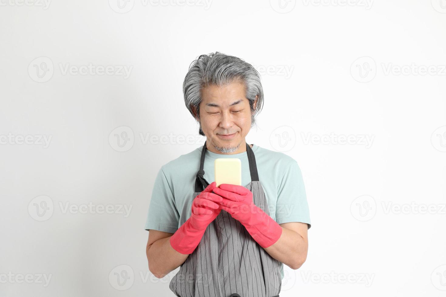 ältere asiatische Haushälterin foto