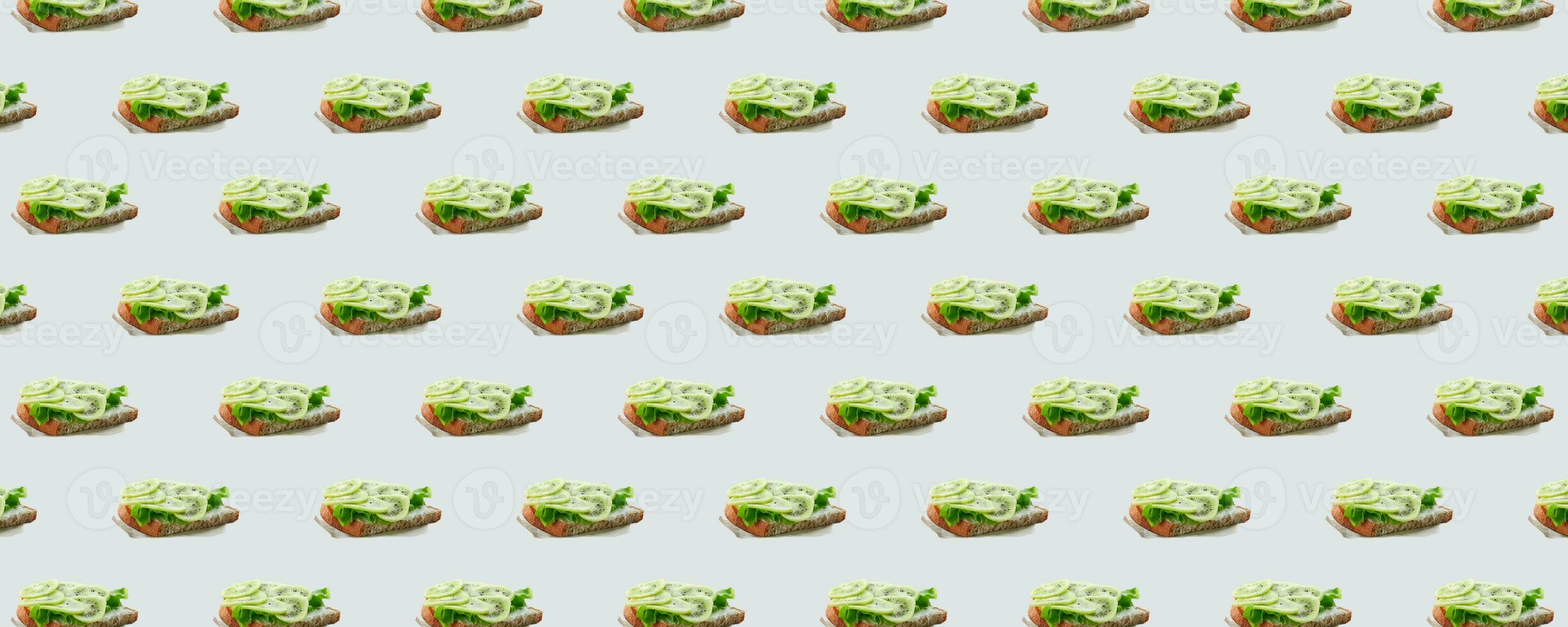 nahtlos Muster von Sandwiches mit Kiwi und Sanft Käse auf ein Weiß Hintergrund. modern minimal Essen Fotografie Collage. Morgen Frühstück Brunch Konzept. foto