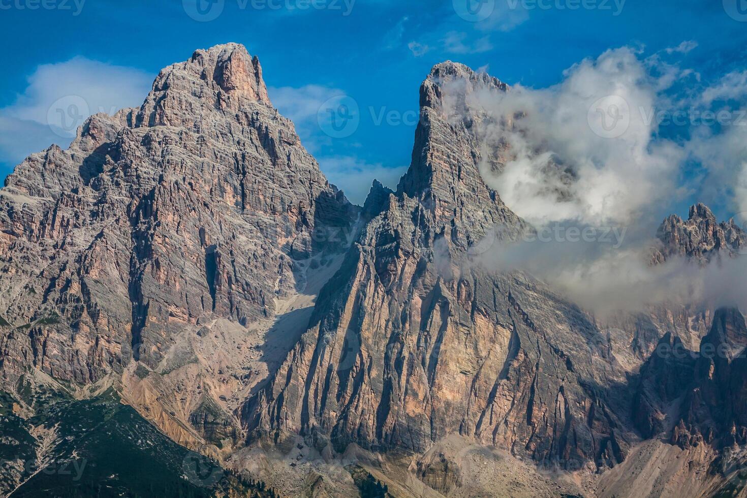 Nationalpark Panorama und Dolomiti Berge in Cortina d'ampezzo, Norditalien foto