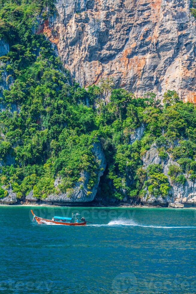 traditionell thailändisch langen Schwanz Boot foto