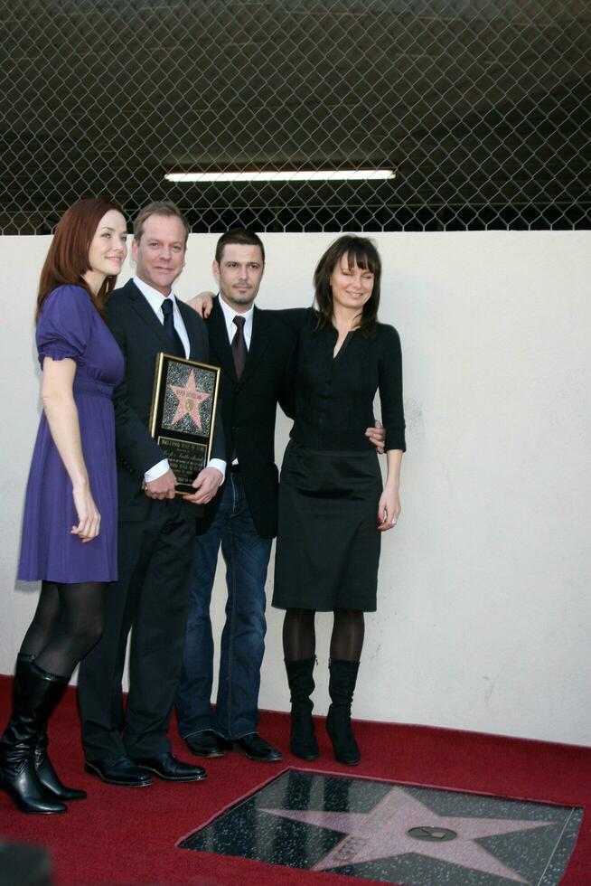 Maria wersching, kiefer Sutherland, Carlos Bernhard, und Maria lynn Rajskub foto