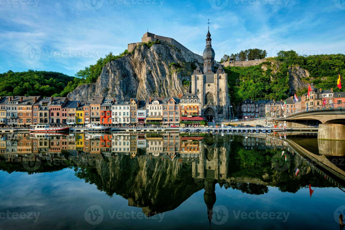 Aussicht von malerisch dinant Stadt. Belgien foto