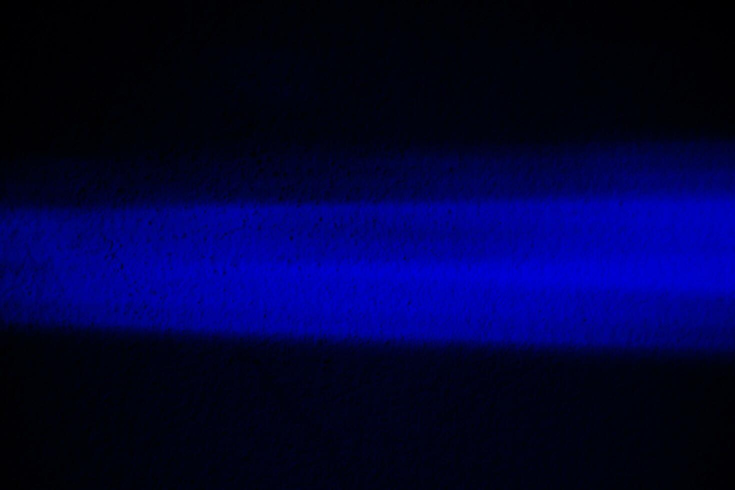 Hintergrund Gradient schwarz und Licht Blau Overlay abstrakt Hintergrund Schwarz, Nacht, dunkel, Abend, mit Raum zum Text, zum ein Hintergrund Textur. foto