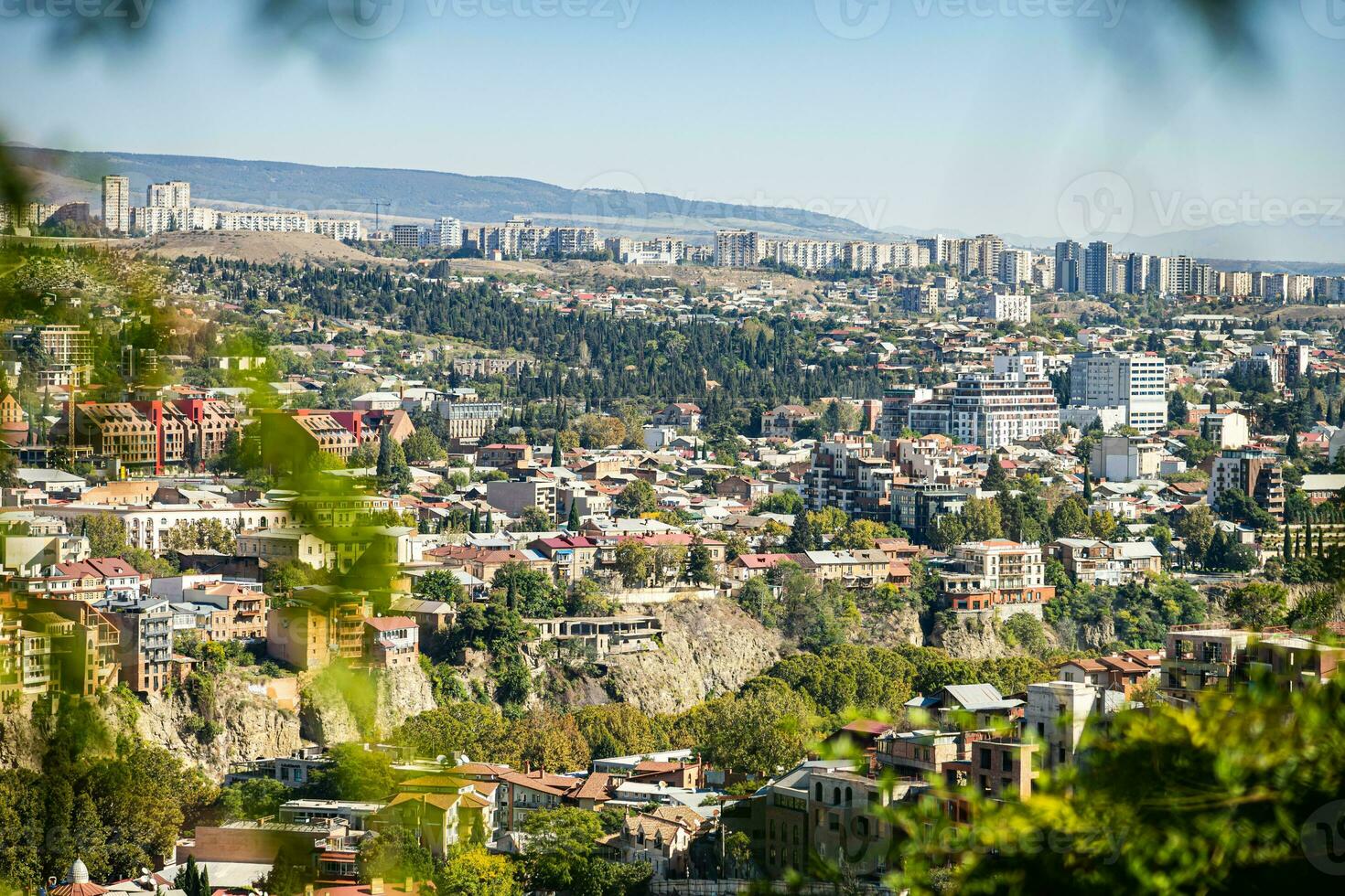 Aussicht zu das Tiflis Stadt foto