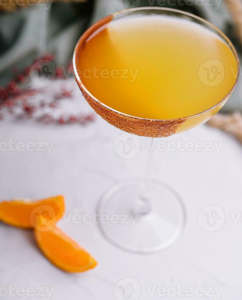 Glas von Beiwagen Orange Cocktail Nahansicht foto