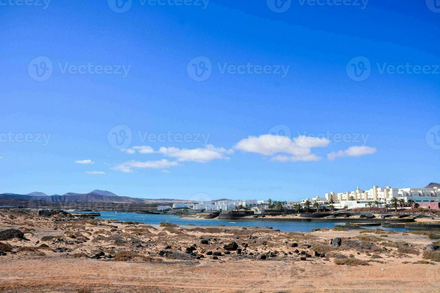 das Strand und das Stadt, Dorf von la Caleta de la Palma foto