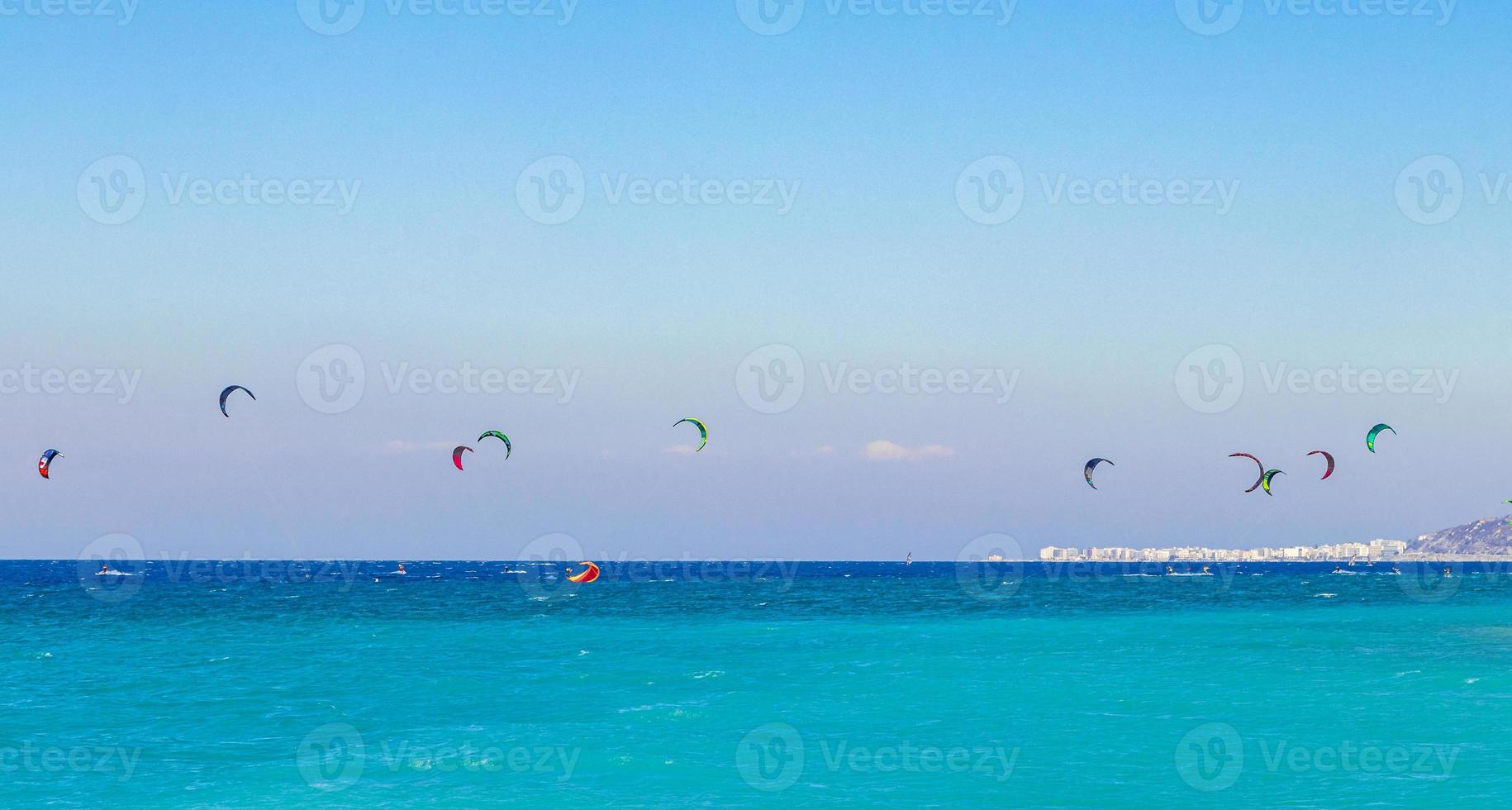 Urlaub am Strand von Kremasti, Rhodos, Griechenland foto