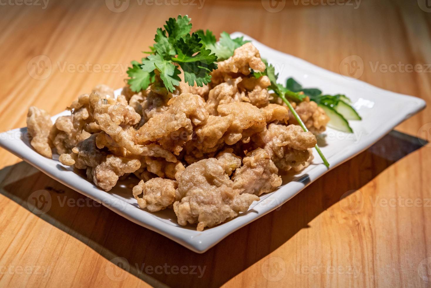 Chinesische traditionelle Bankettgerichte sind wunderschön, duftend und lecker foto