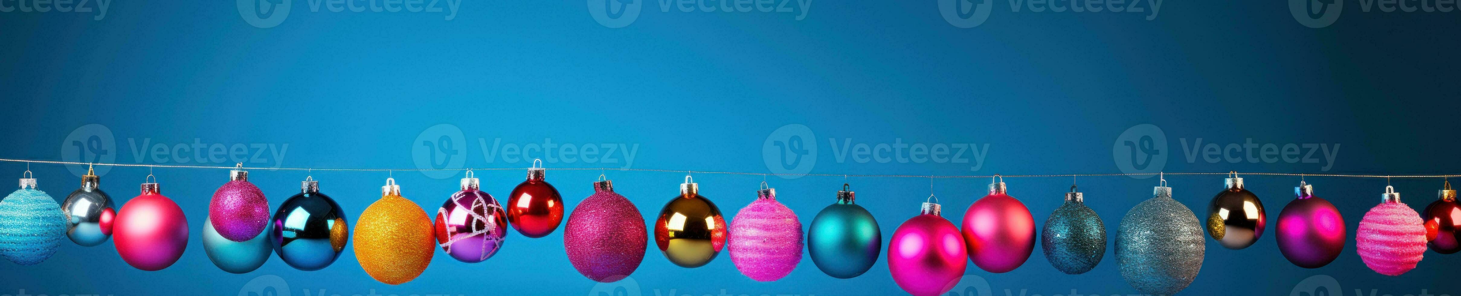 ai generiert ein Linie von Weihnachten Ornamente hängend von ein Schnur, ai foto