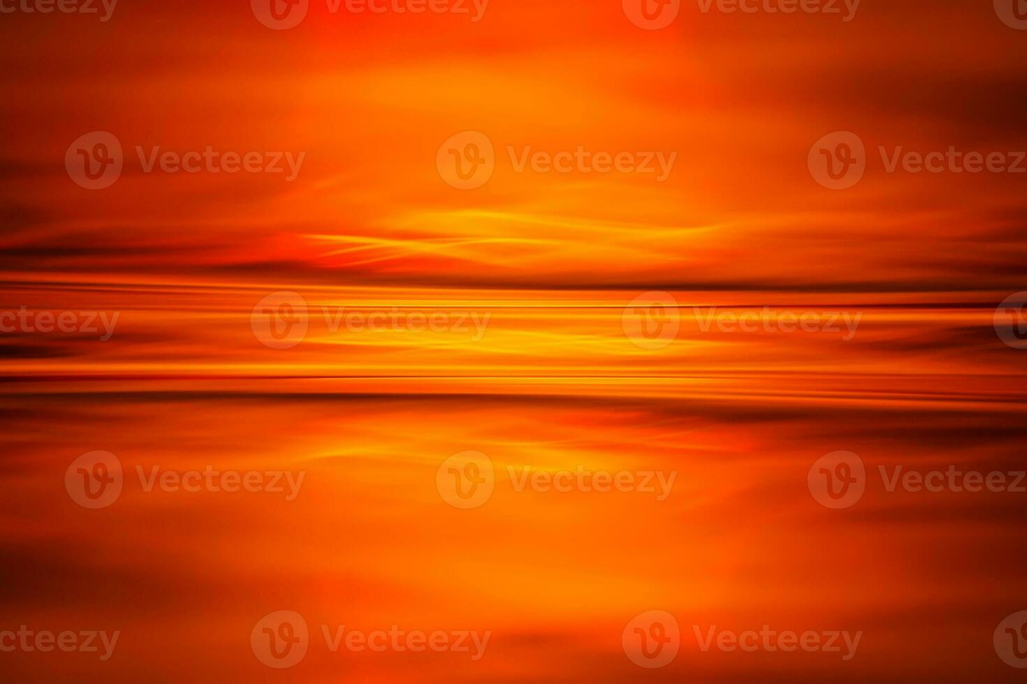 abstrakt Sonnenlicht auf Wasser Oberfläche. foto