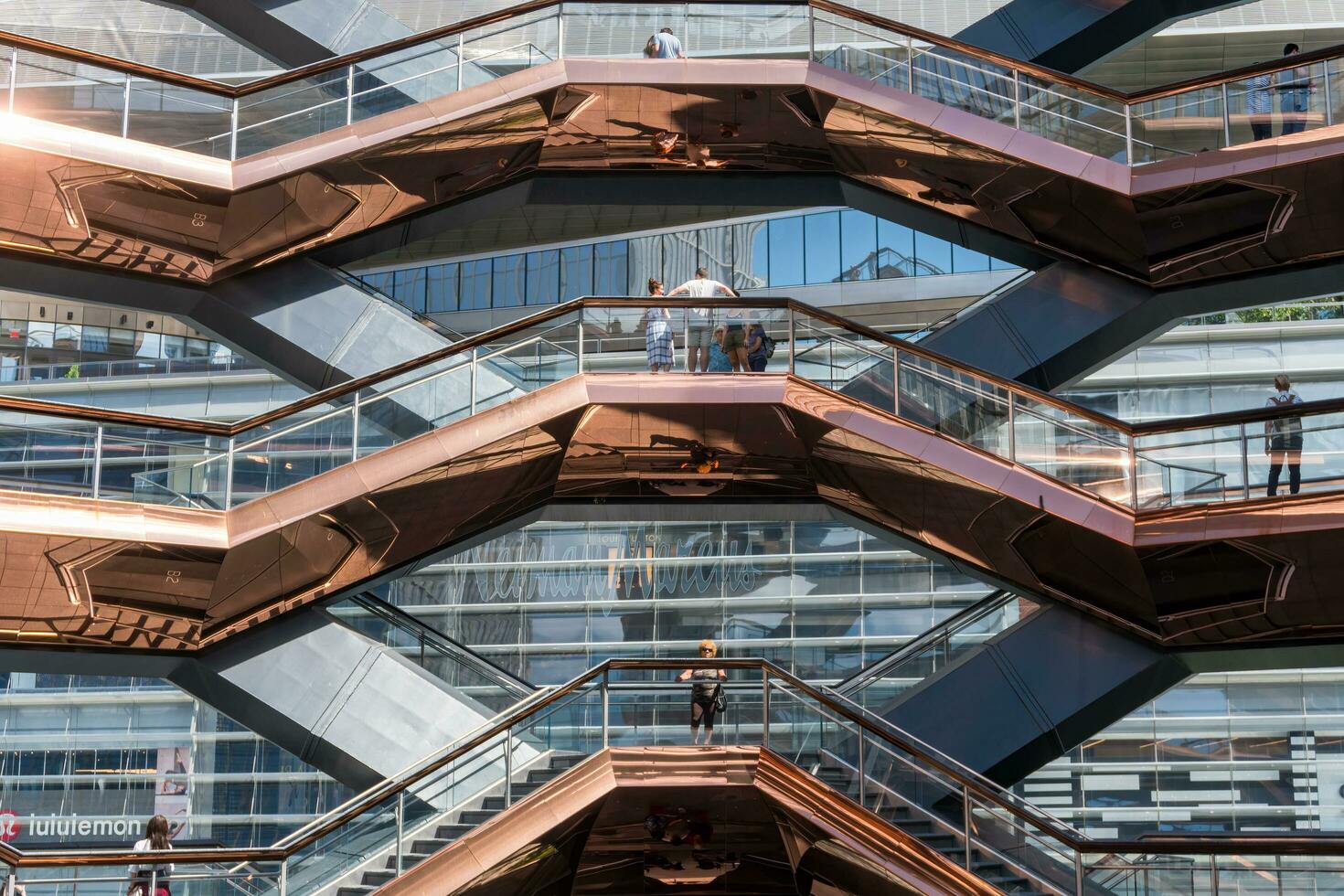 Neu York Stadt, USA - - August 9, 2019-Ansicht von das architektonisch Struktur namens das Schiff im Manhattan während ein sonnig Tag foto