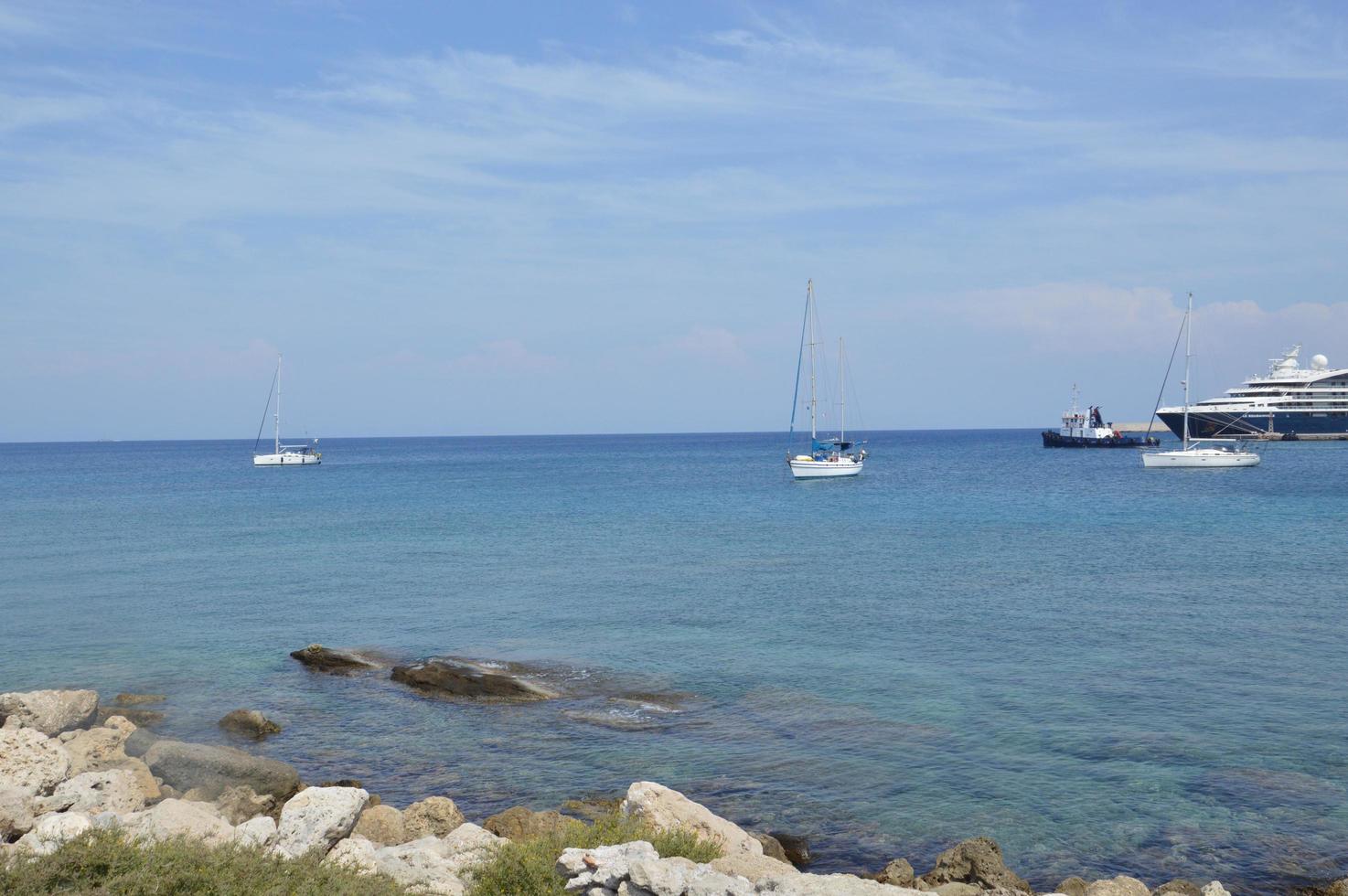 Theologos, Rhodos, Griechenland - 14. September 2021 Hafen von Rhodos foto