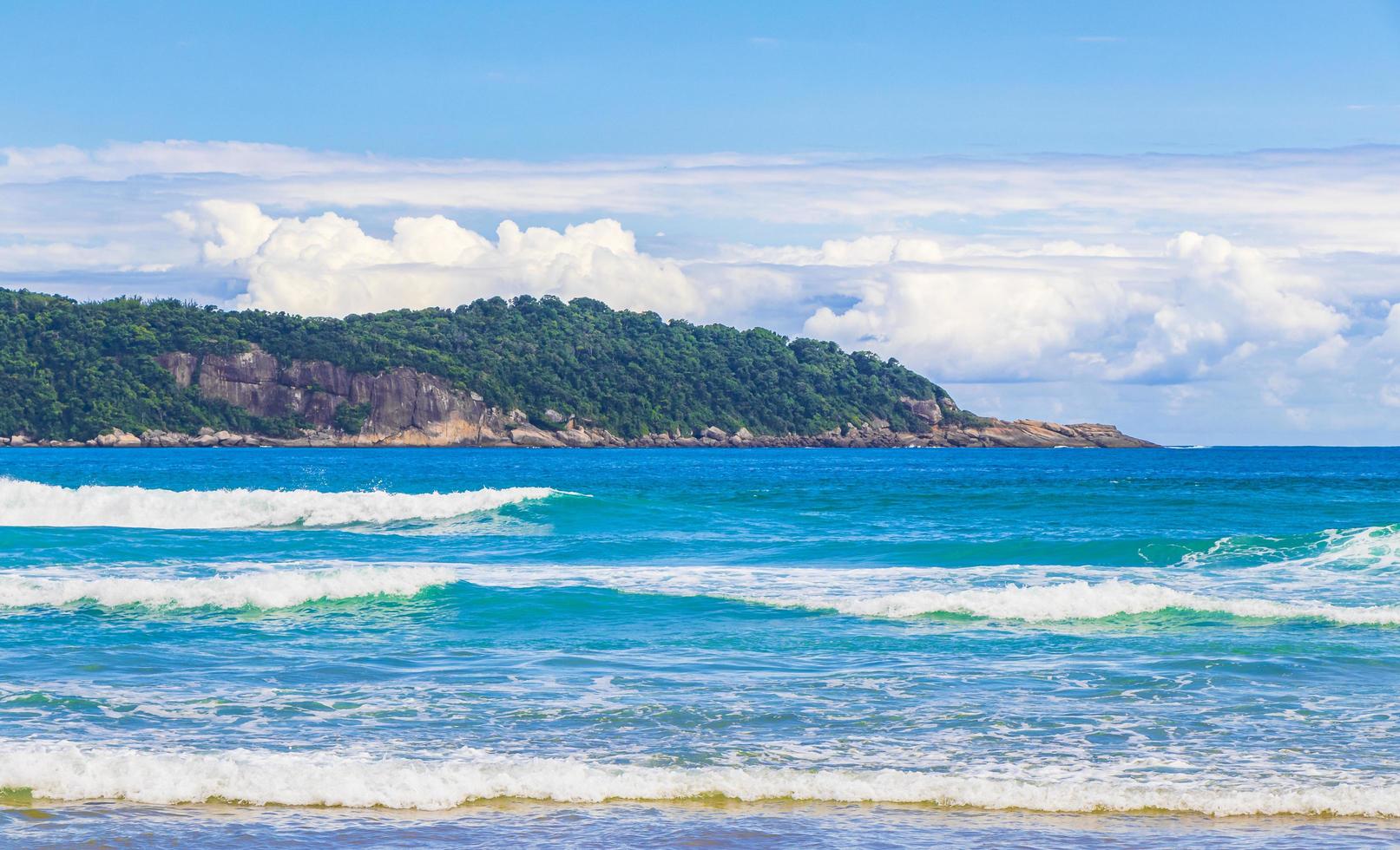 Praia Lopes Mendes Strand auf der tropischen Insel Ilha Grande Brasilien. foto