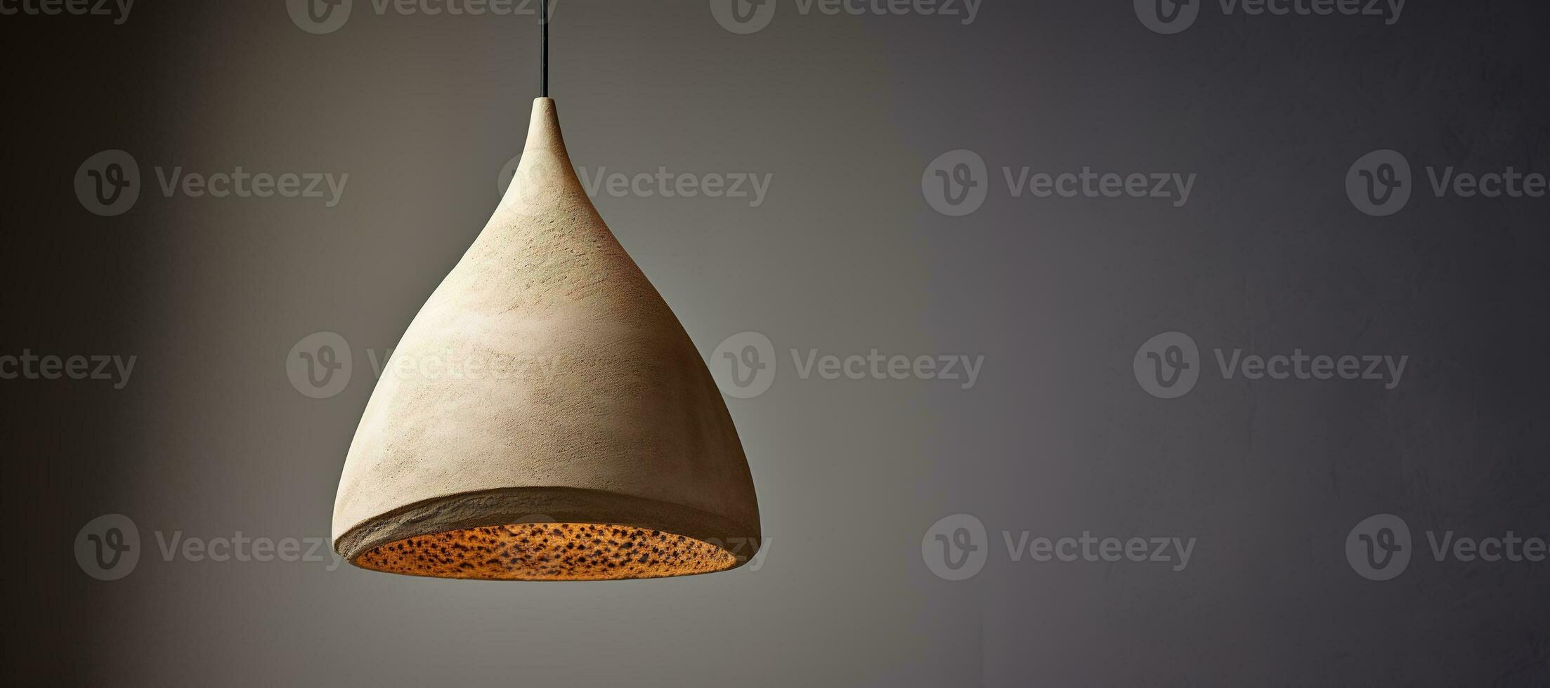 ai generiert generativ ai, Weiß Beige Skulptur hängend Anhänger Lampe im Wabi Sabi organisch natürlich Stil, Innere Element foto