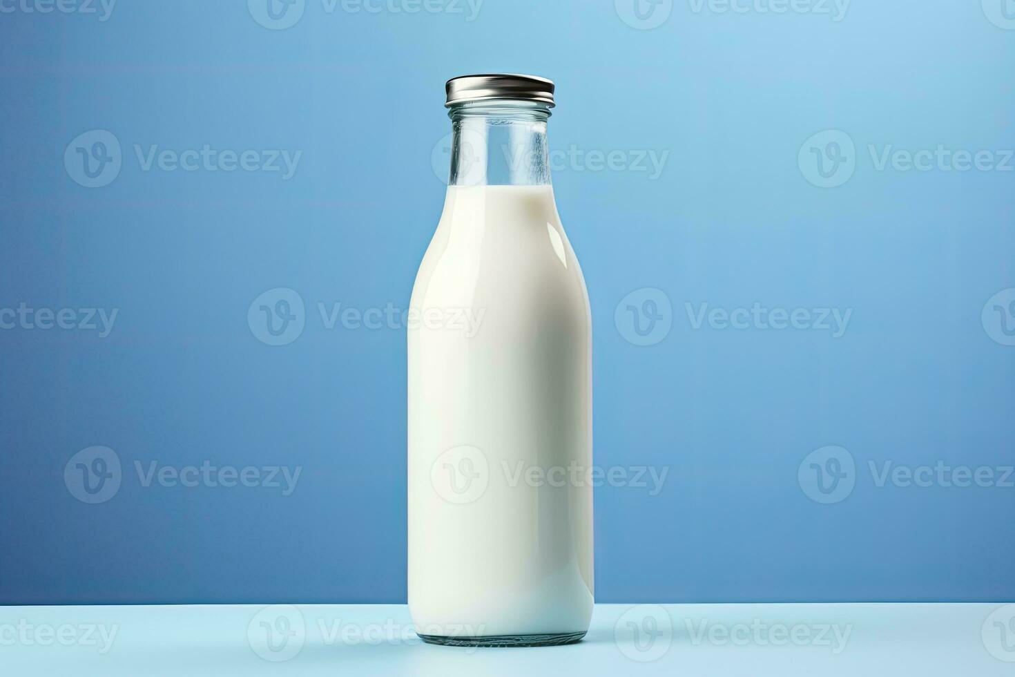 ai generiert ein Glas Flasche mit voll Milch auf Blau Hintergrund. ai generiert foto