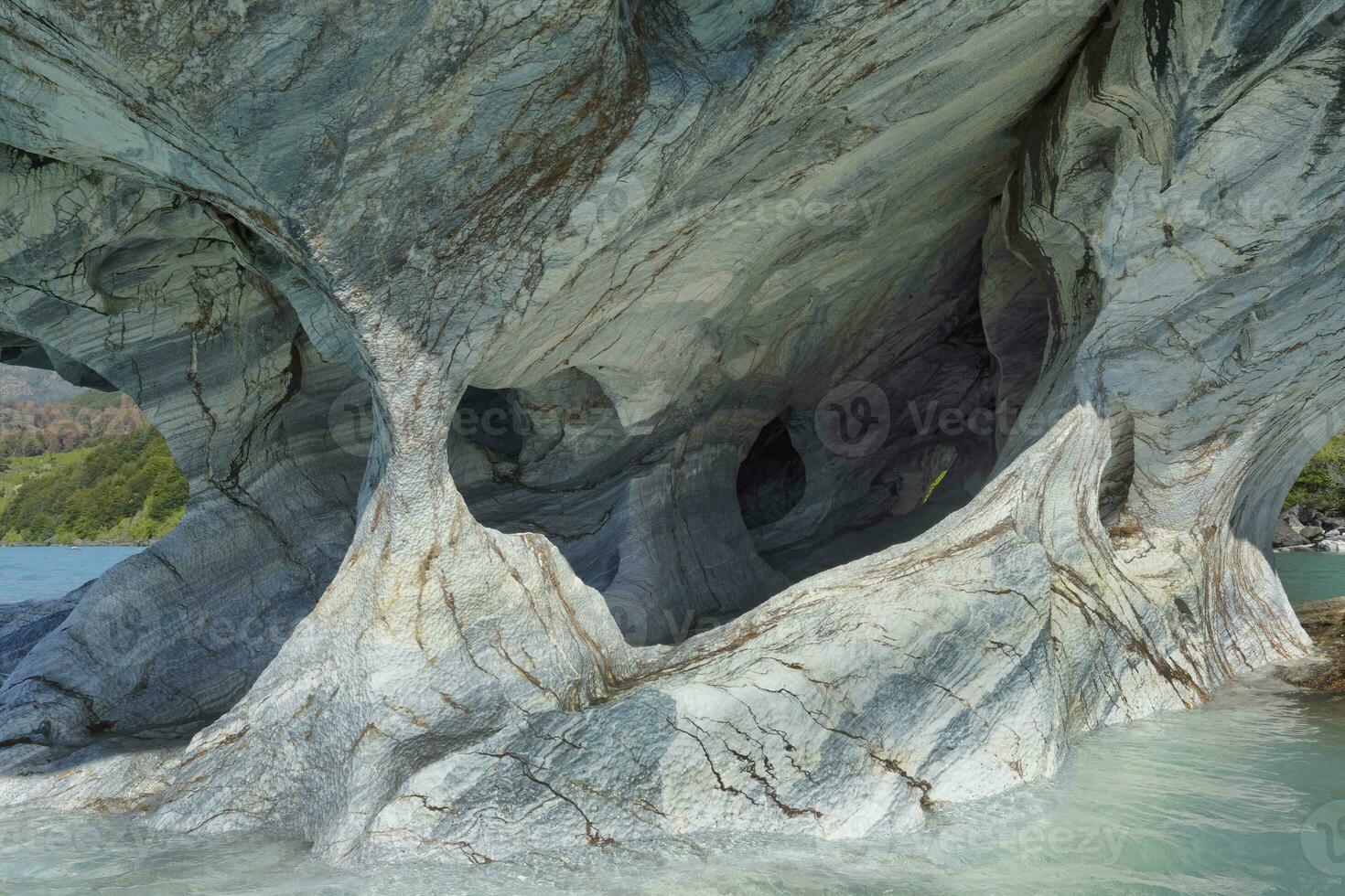 Marmor Höhlen Zuflucht, seltsam Felsen Formationen verursacht durch Wasser Erosion, Allgemeines carrera See, puerto Rio ruhig, aysen Region, Patagonien, Chile foto