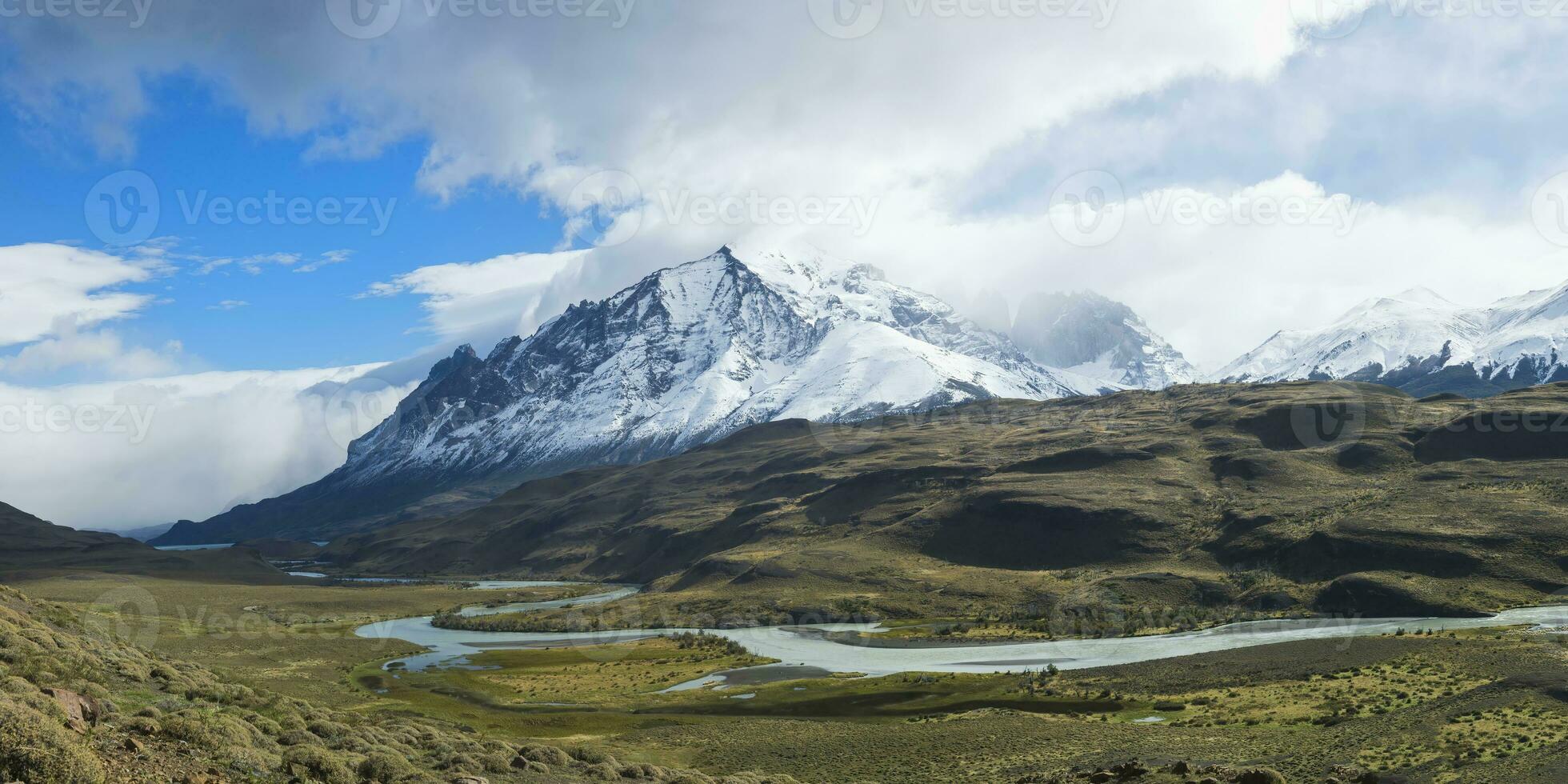 cuernos del Schmerz, torres del paine National Park, chilenisch Patagonien, Chile foto