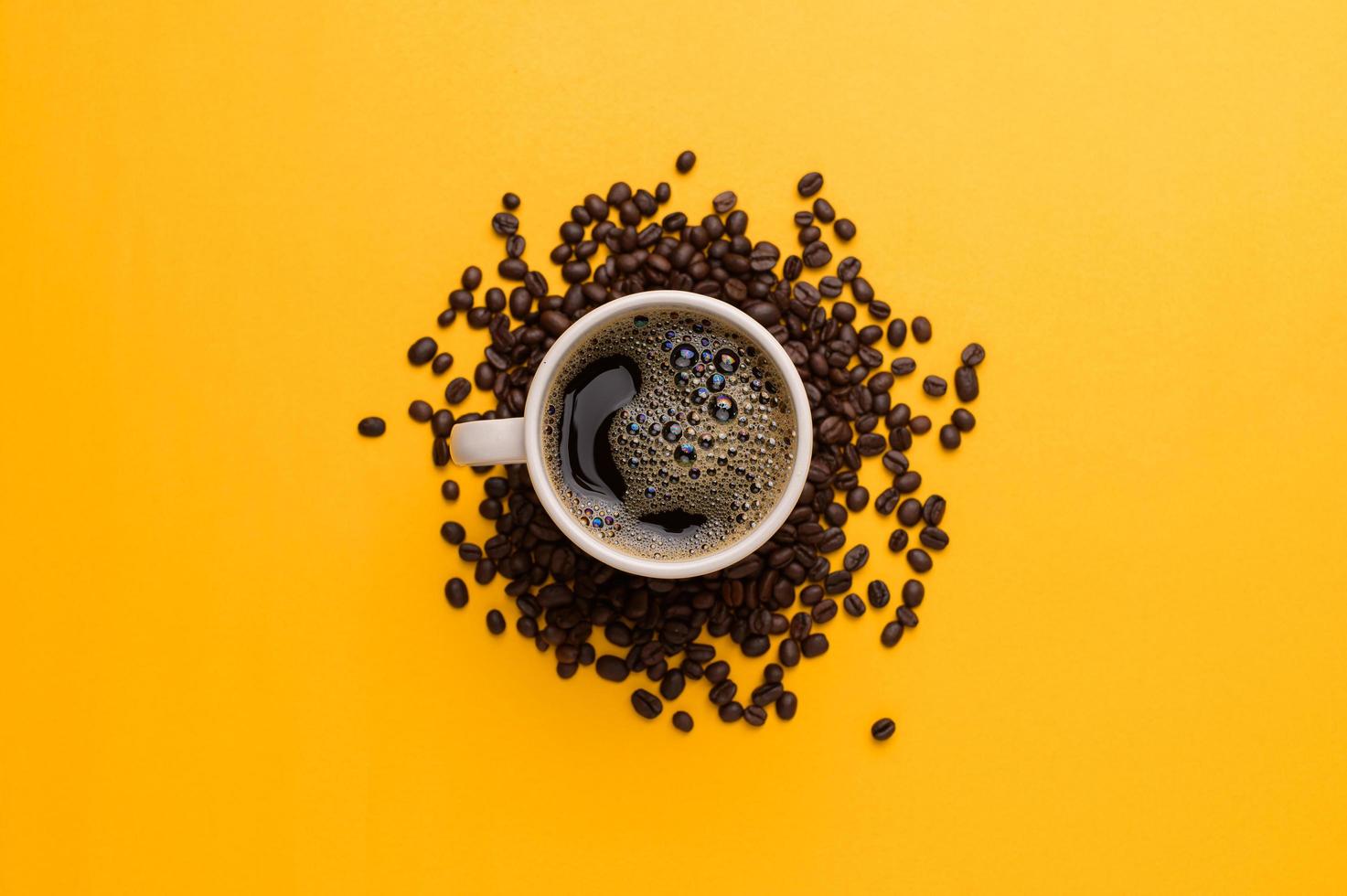 trinke gerne Kaffee, um die Energie zu steigern foto