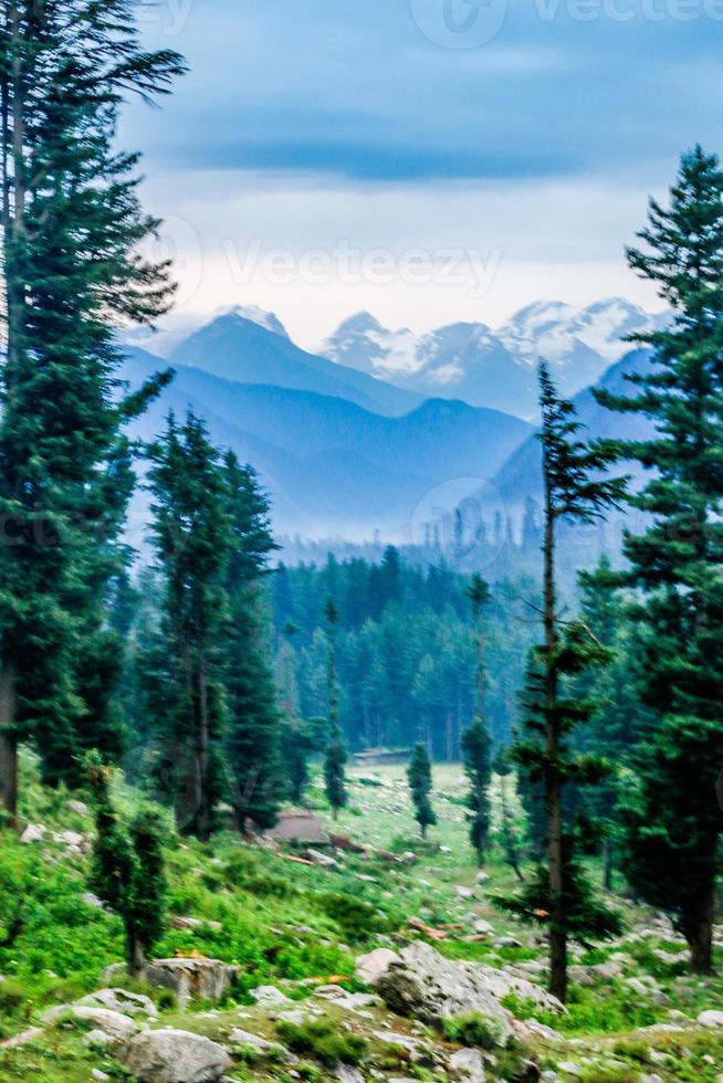 kumrat tal schöne landschaft bergblick foto