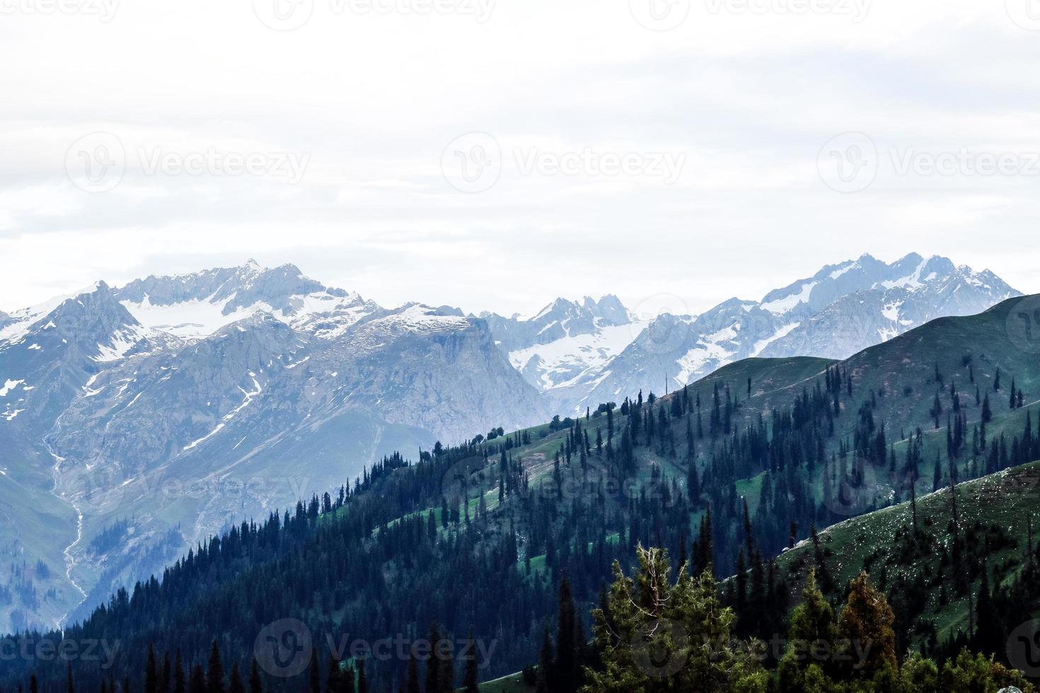 kumrat tal schöne landschaft bergblick foto