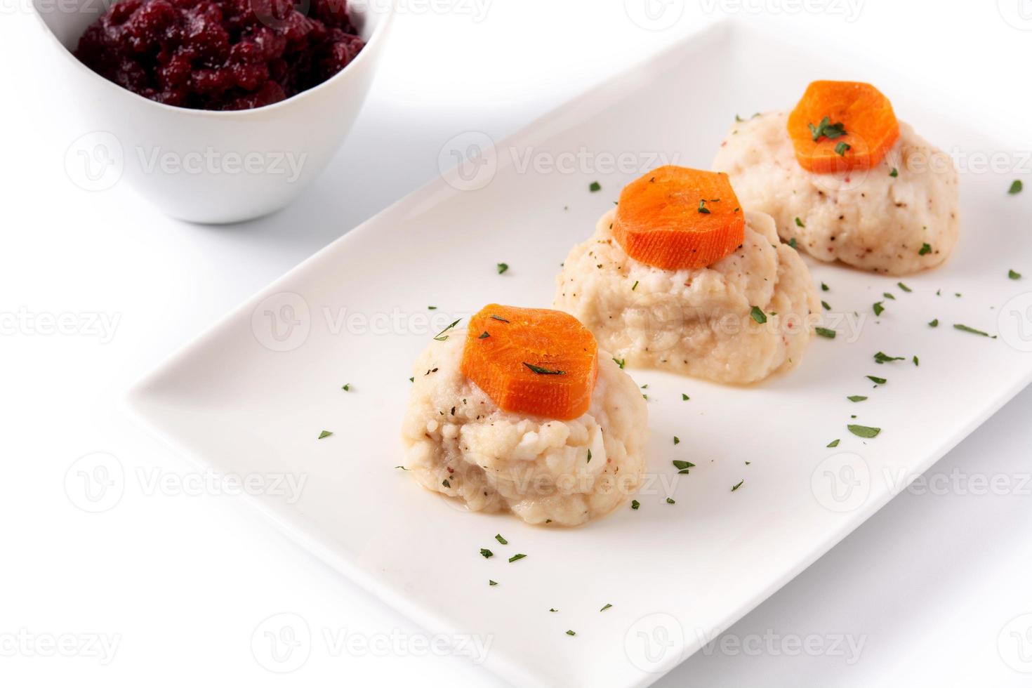 traditioneller jüdischer gefilte fisch foto