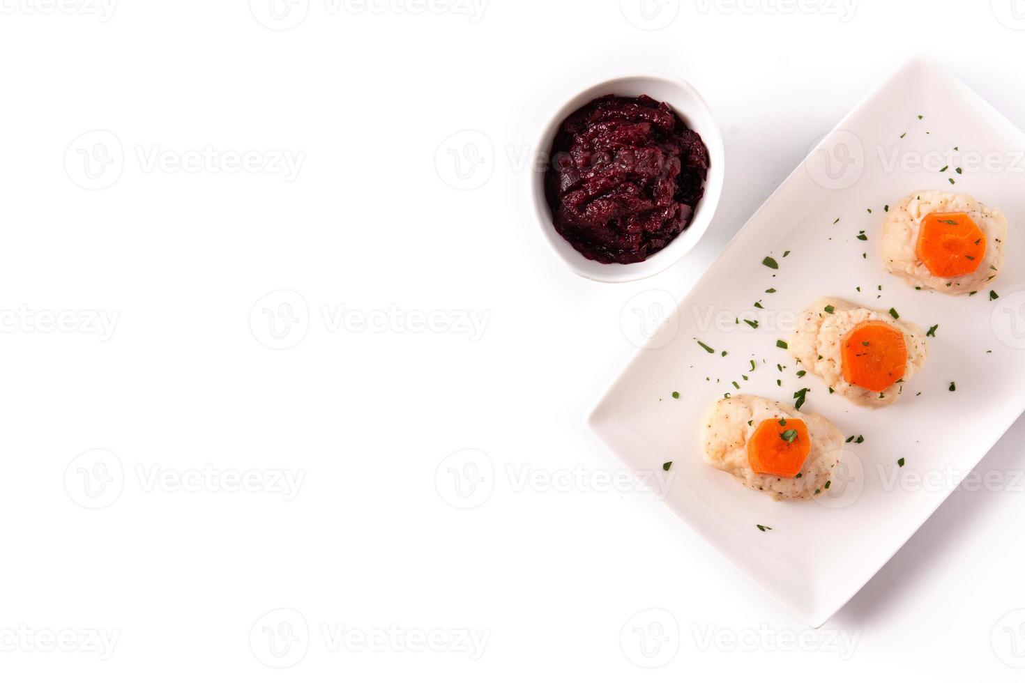 traditioneller jüdischer gefilte fisch foto