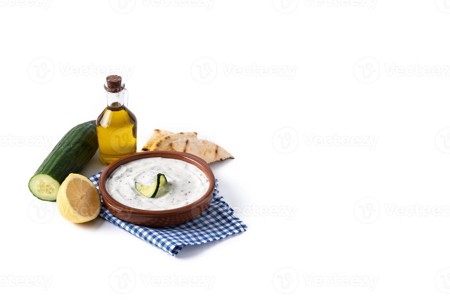 traditioneller griechischer Tzatziki foto