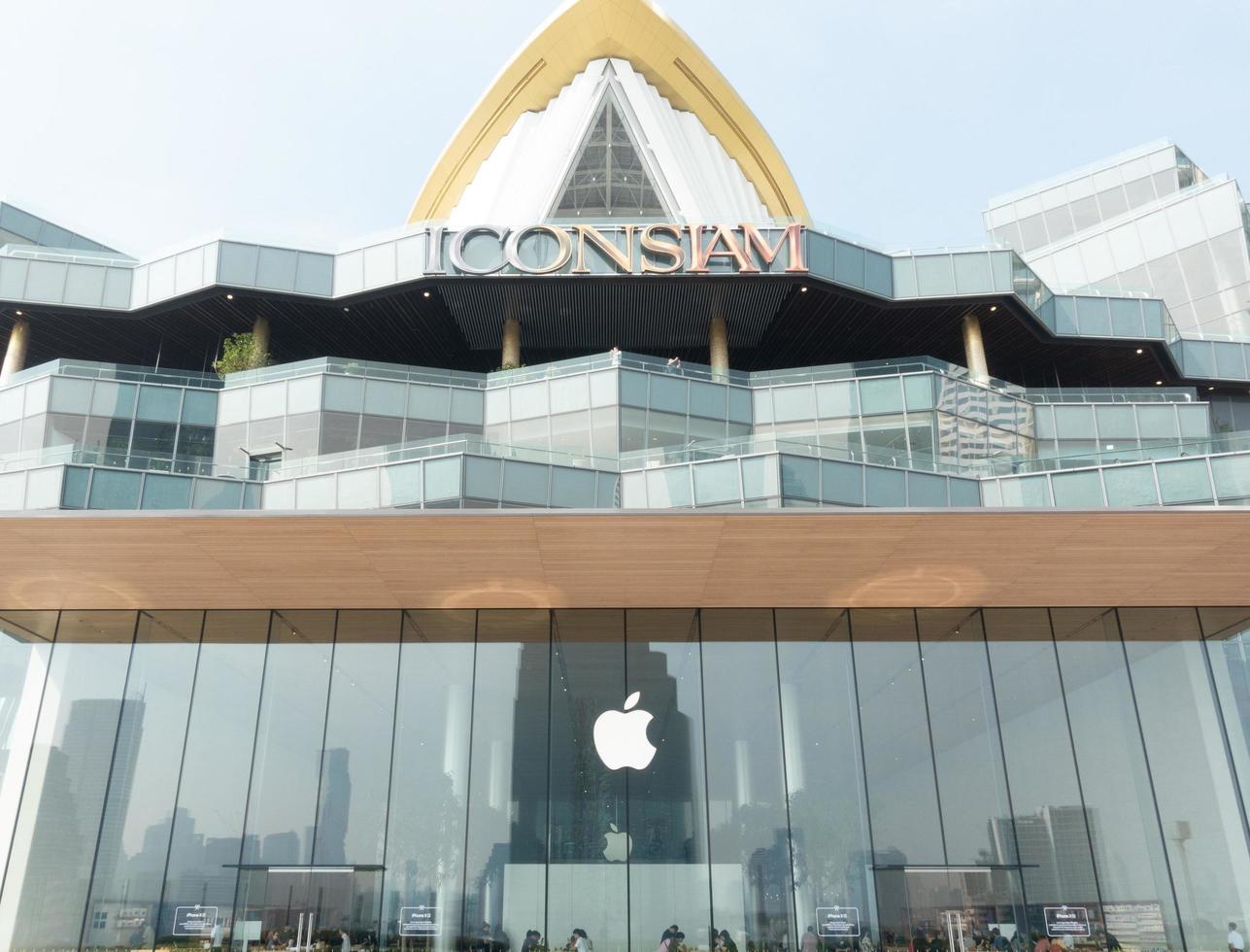 bangkok, thailand- apple store icon siam, bangkok, thailand foto